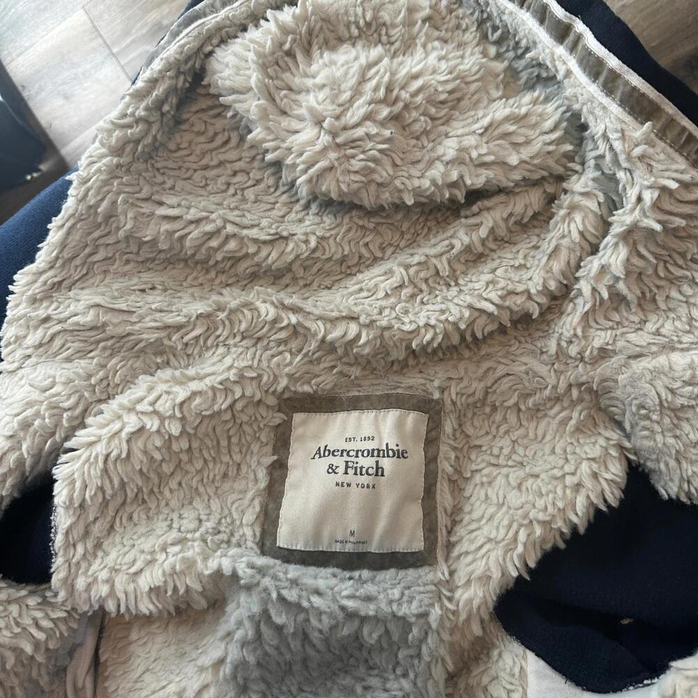 Abercrombie & Fitch Womens MEDIUM Y2K Hooded Jacket Button Up Fur Lined Chunky - Picture 5 of 9